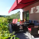 Konukevi Haus Gruenewald 3*