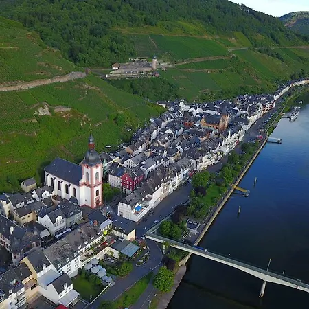 Haus Gruenewald 3* Zell an der Mosel