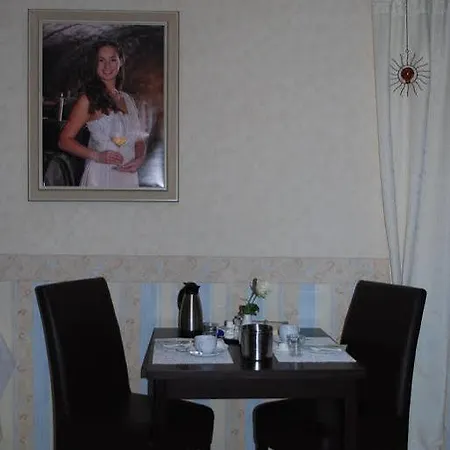 Haus Gruenewald ゲストハウス