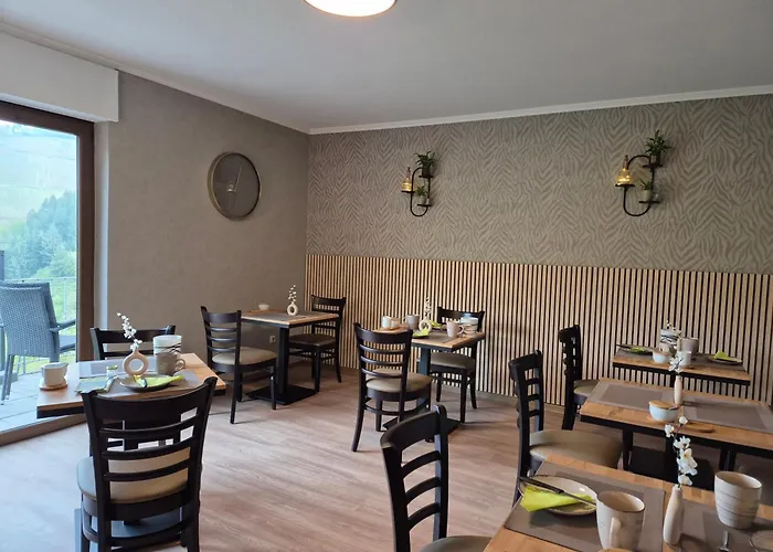 Haus Gruenewald 첼 안 데어 모젤